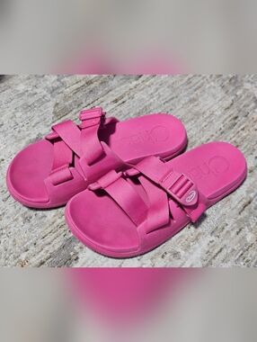 Chaco Pink Slide Sandals - Bright Pink Strappy Slides Women's Size 9